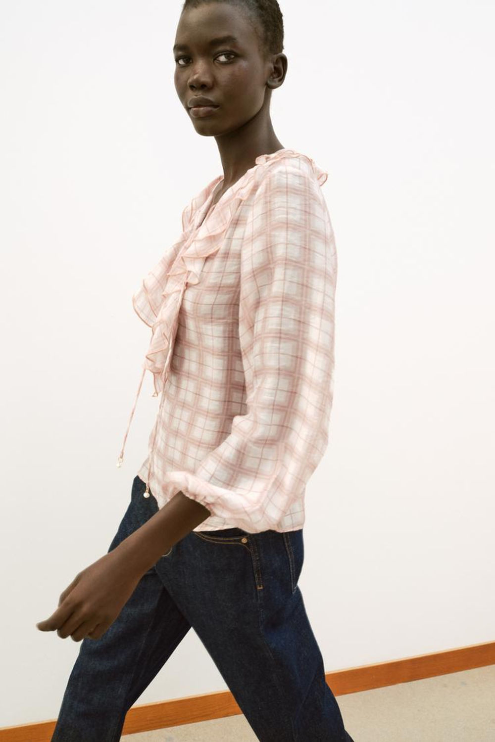 ZARA БЛУЗА В КЛЕТКУ С ВОЛАНАМИ, ОТТЕНКИ РОЗОВОГО
