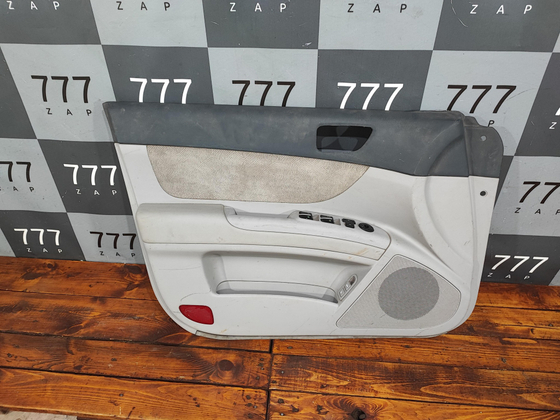 Обшивка двери передней левой Hyundai Sonata 5 NF БУ Оригинал 823103K000