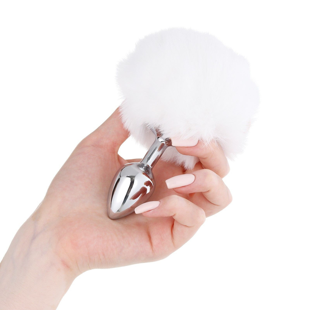 Серебристая анальная пробка с белым хвостом (Цвет: серебристый)