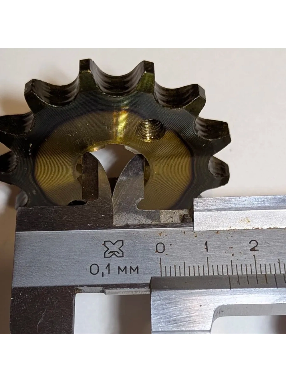 + - Звезда ведущая (428-13) 17мм для мопедов