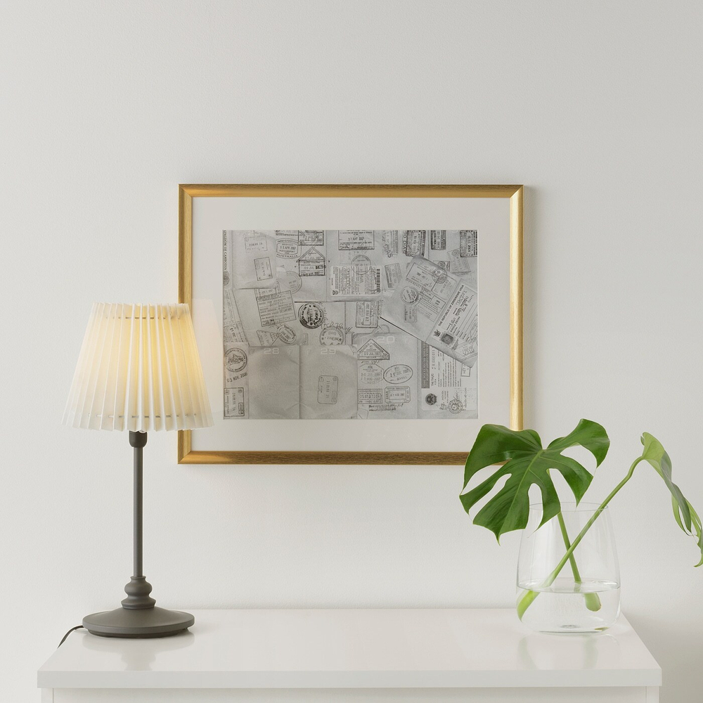 IKEA SILVERHÖJDEN  (ИКЕА СИЛВЕРХÖЙДЕН)  -  Рамка, цвет золота, 40x50 см
