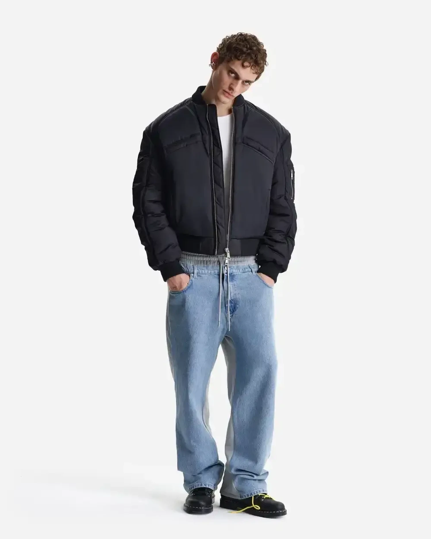 Бомбер из нейлона утепленный