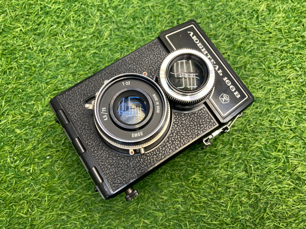 Lomo Lubitel 166B
