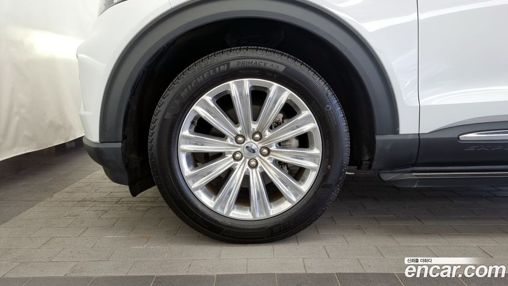 Ford Explorer 6 Generation 2.3 Limited 4WD (06.2021)