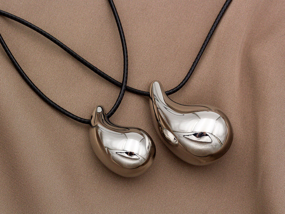 Кулон "Капля "Large " 39мм, на шнурке