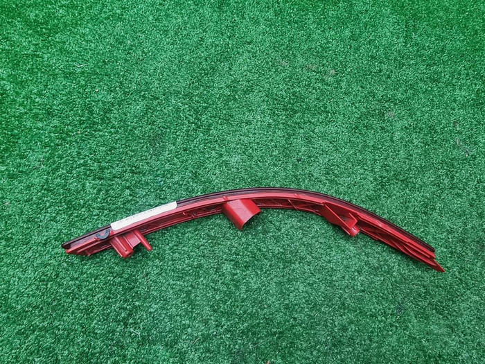 Катафот левый Kia Rio 3 QB (2015-2017) седан