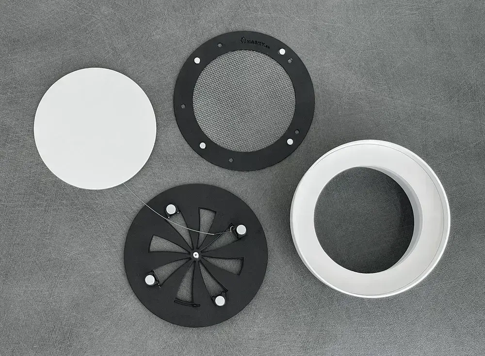 Решетка магнитная теневая вентиляционная с клапаном D125 - Nova