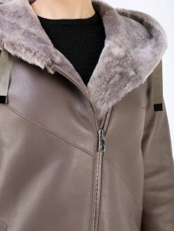 Дубленка зимняя натуральная с капюшоном