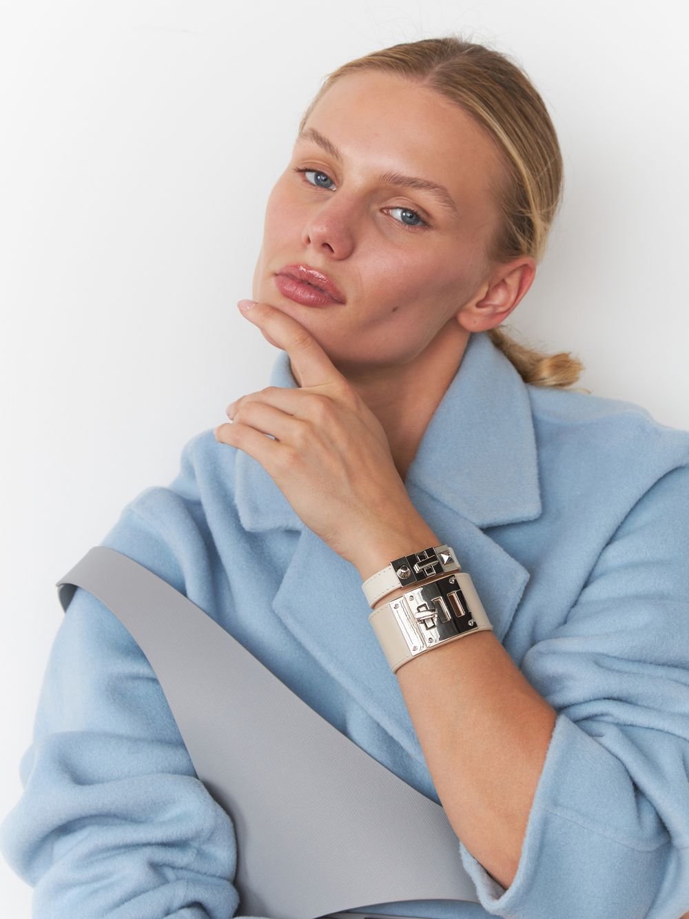 MISTRESS БРАСЛЕТ 14 MILK