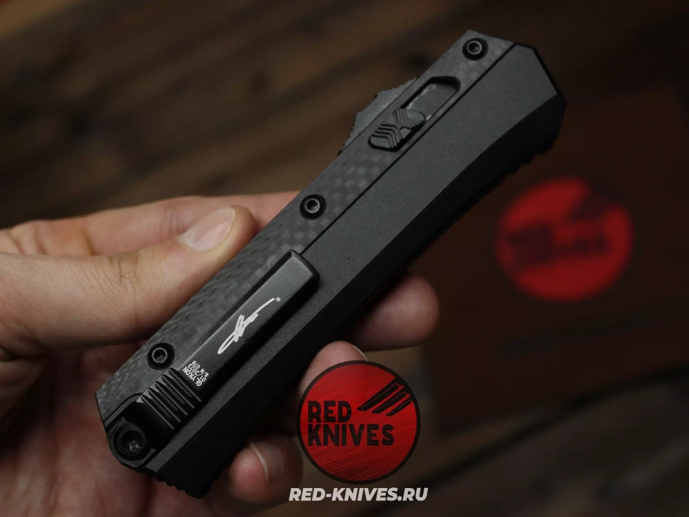 Нож Microtech 184-10 GLYKON рукоять черная / карбон, черный клинок RK-478