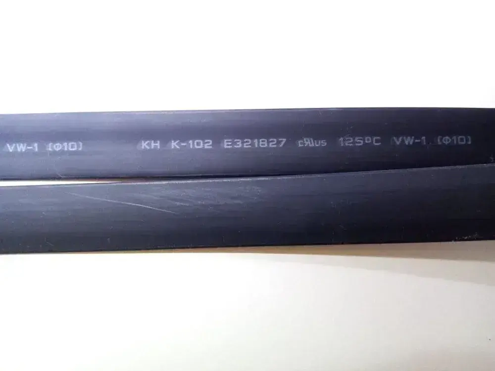 Трубка термоусаживаемая 10 мм черная (1м) термоусадка 2:1