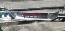 Молдинг решетки радиатора Mercedes CLA (C117) 13-19 Б/У Оригинал A1178850921