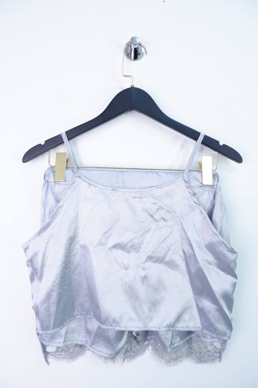 Пижама атласная, визуально на 46 размер, новая