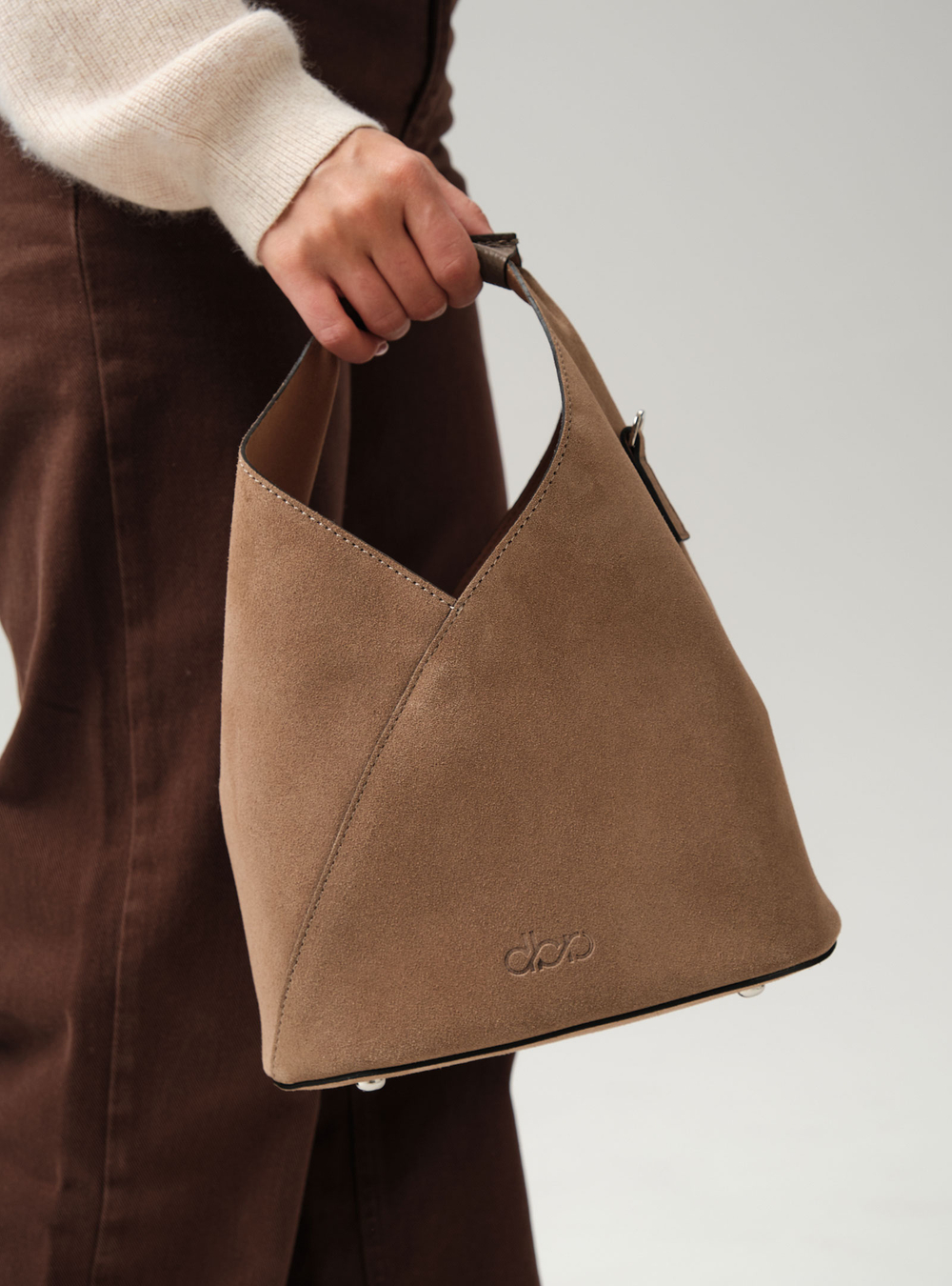 Замшевая сумка Rebecca DBR 31370 серо-коричневый