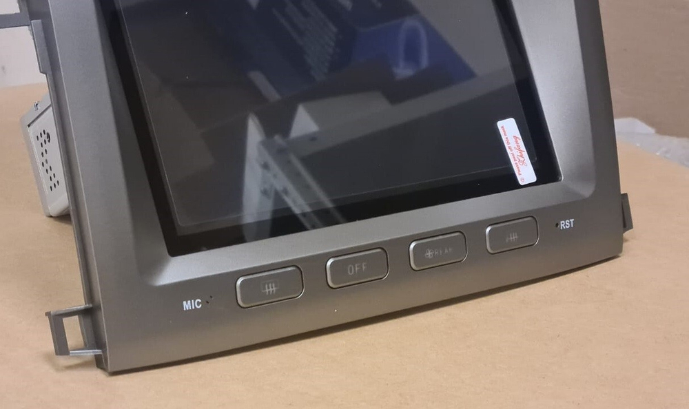 Магнитола для Lexus LX470 2002-2007 (вставки дерево или серебро, поддержка бк) - Carmedia ZF-1305-GE вертикальный экран в стиле "Тесла" на Android 13, 8+128Гб, CarPlay, 4G SIM-слот