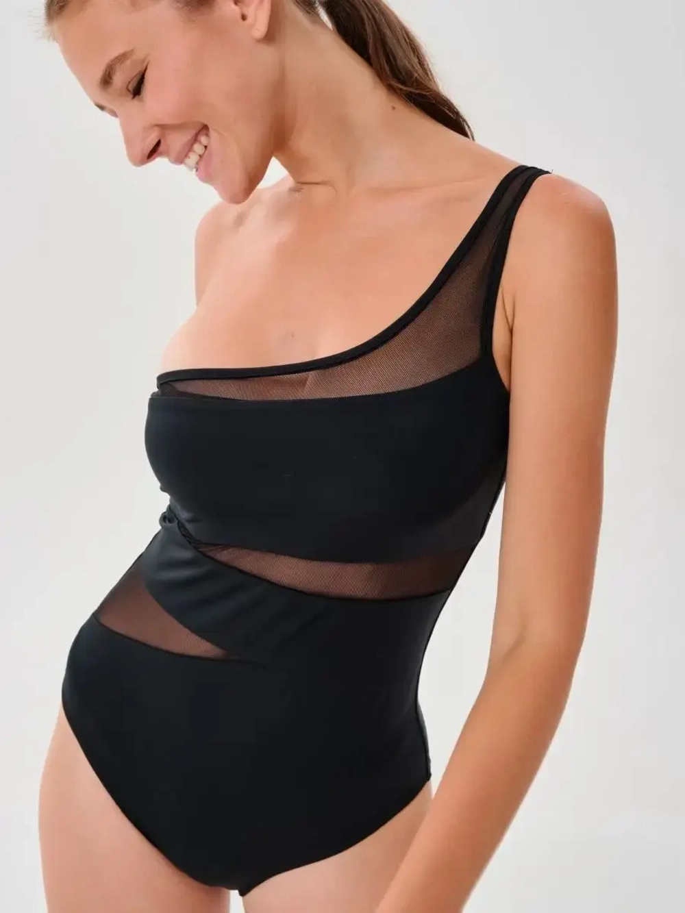 Купальник слитный женский корректирующий