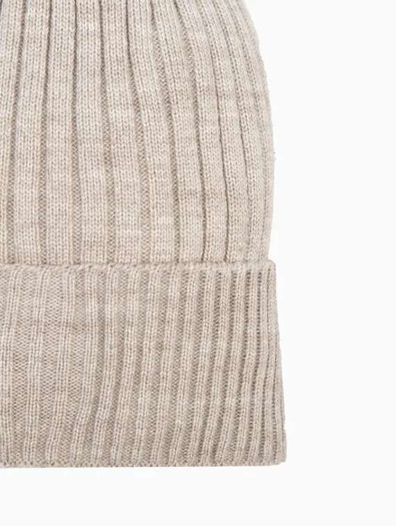 Шапка женская зимняя, цвет бежевый, размер 52-56