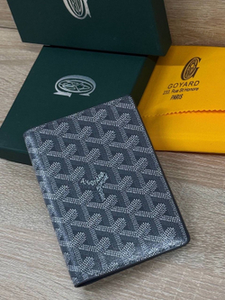 Обложка для паспорта Goyard