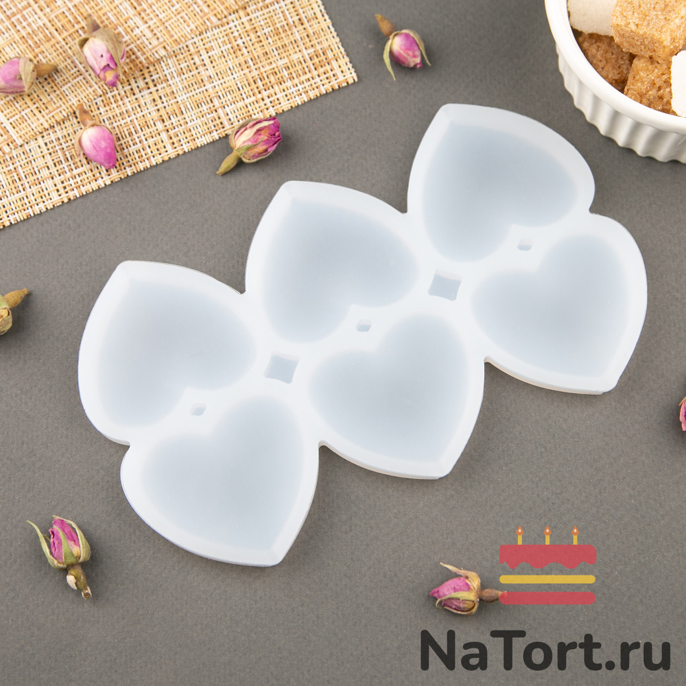 Силиконовая форма для леденцов «Сердечки объемные»