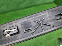 Накладка двери задняя правая BMW X7 G07 (19-нв)