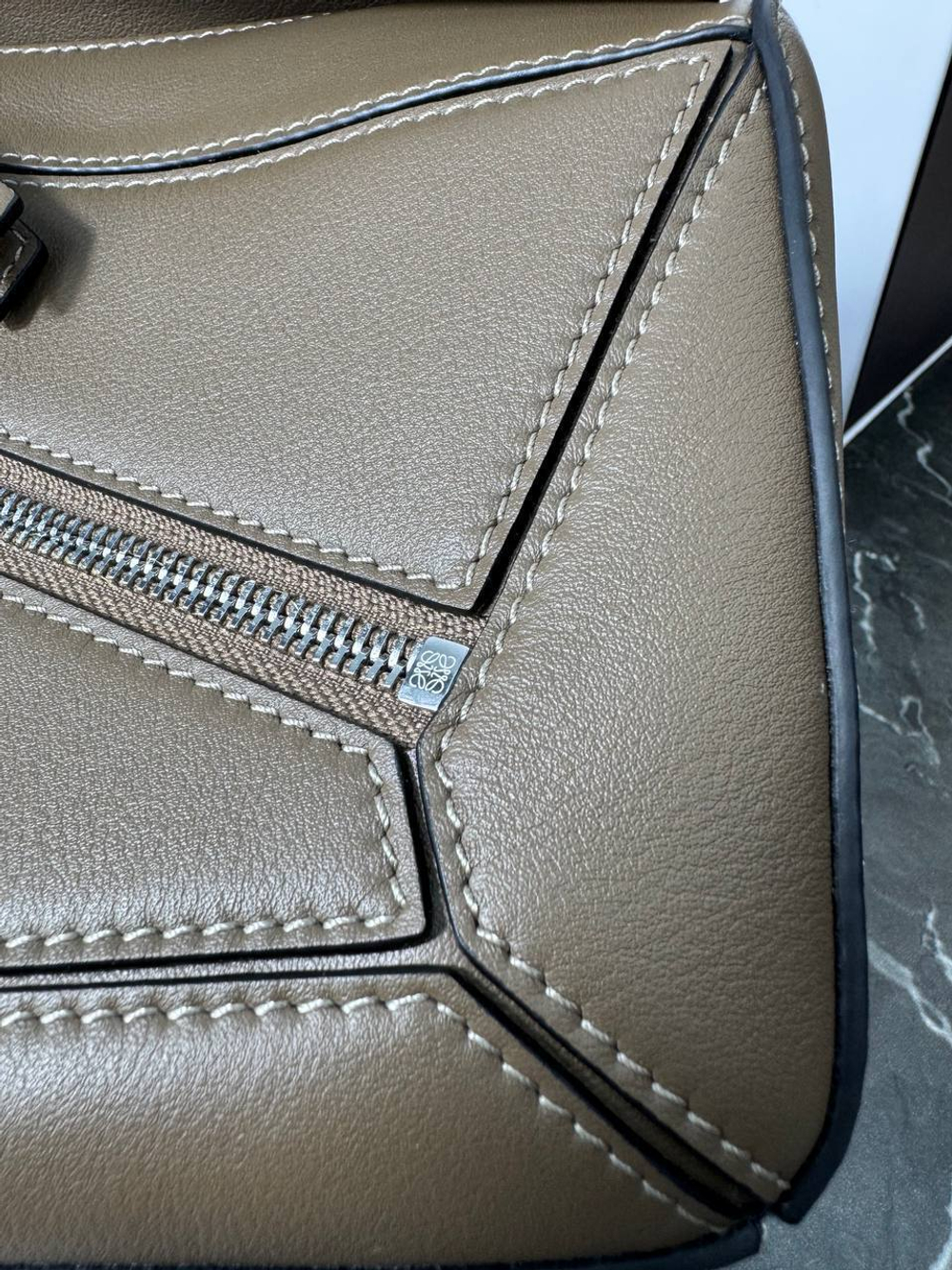 Поясная сумка Loewe