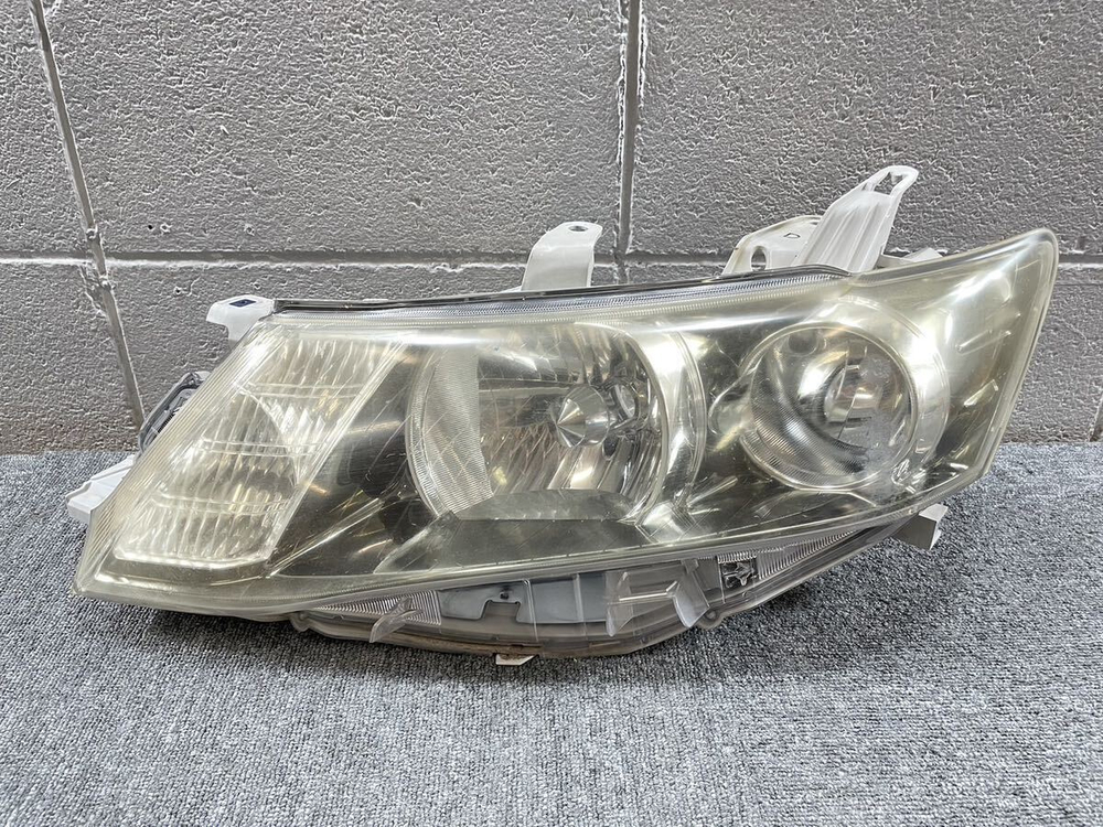 фара левая Toyota Allion ZRT260 2009  20-447
