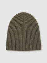 Объемная шапка бини в рубчик