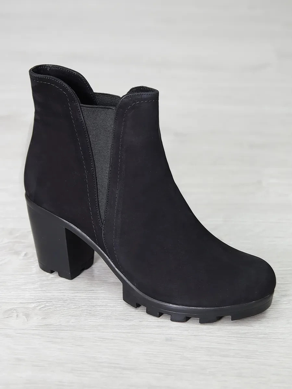 Полусапожки женские AMATO 780-80