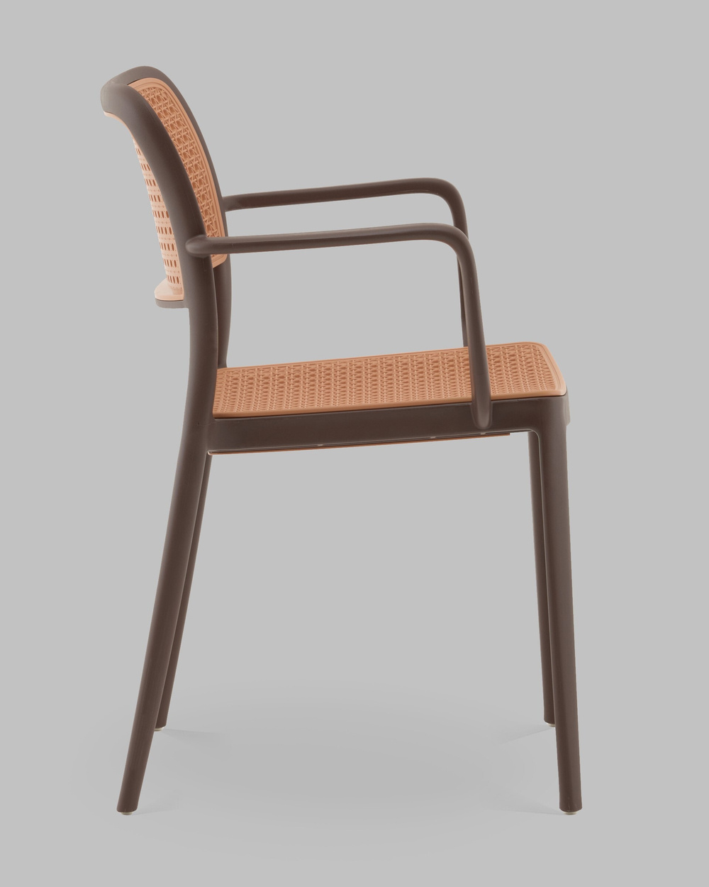 Стул Yona пластиковый с подлокотниками коричневый