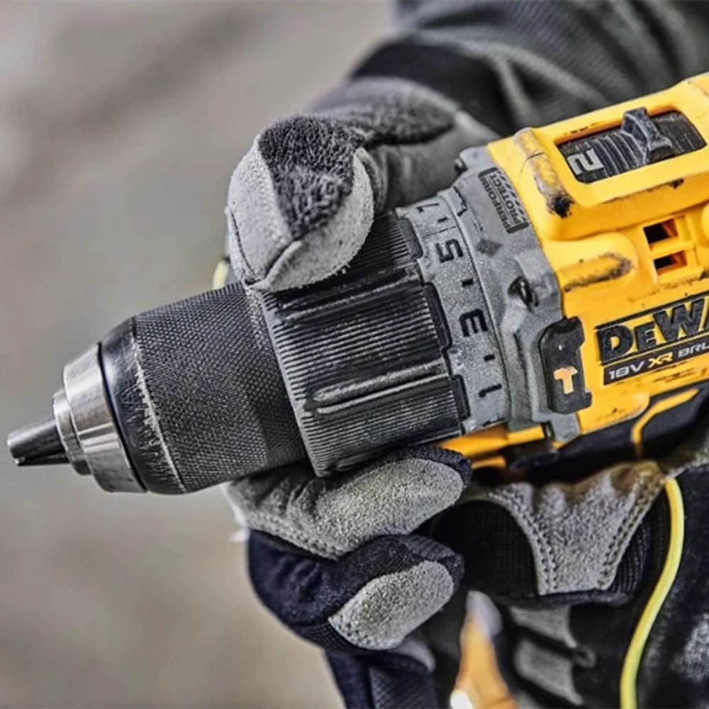 DeWalt DCD805H2T-QW ударный шуруповерт (2 x 5 Ач, ЗУ)