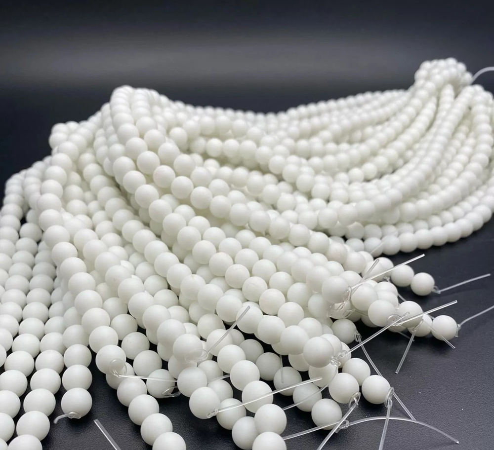 13287 Агат белый матовый (имит.) 8мм, 39см