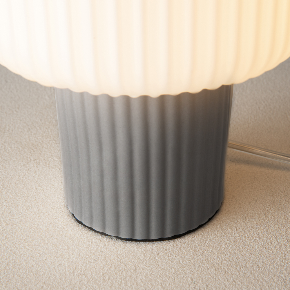 Настольная лампа Maytoni Omaggio MOD404TL-01GR