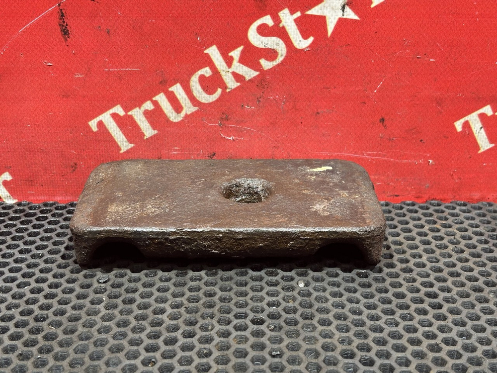 Проставка стремянки рессоры