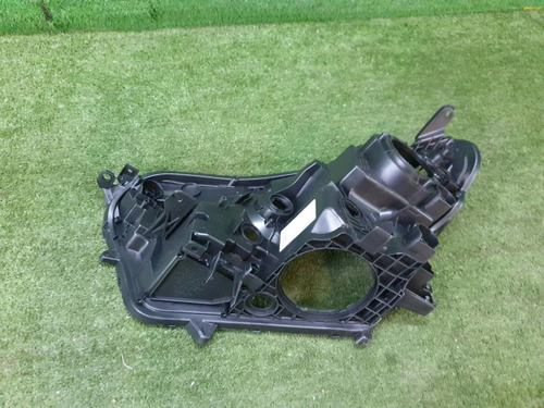 Корпус фары правый Toyota RAV4 4 CA40 (2015-2019) LED