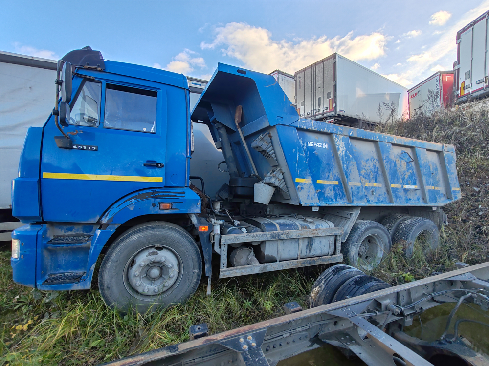 КамАЗ 65115 6x4 Самосвал 65115-606058-48 (Дизельный, 6,7 л, 292 л.с., МТ)