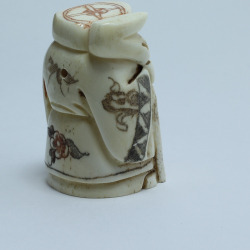 Нэцкэ Дзюродзин с чудо посохом и иероглифом счастье