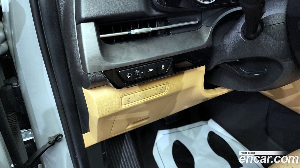 Kia Carnival (Sedona) 4 Generation 9-и местный Prestige (11.2020)