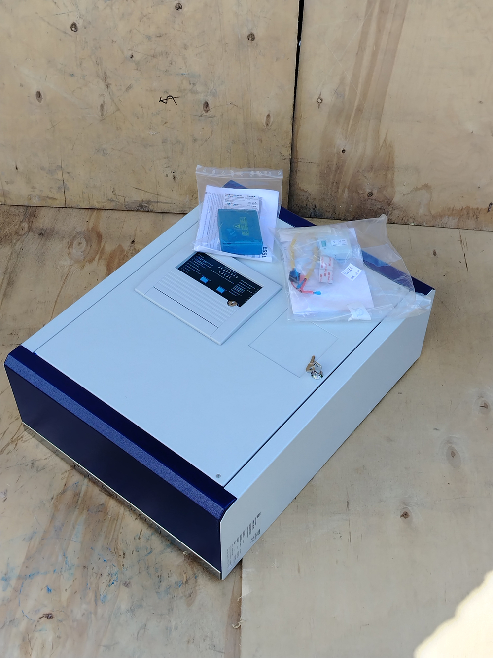 Панель управления пожаротушением Honeywell ESSER 8010 788013.40.RU
