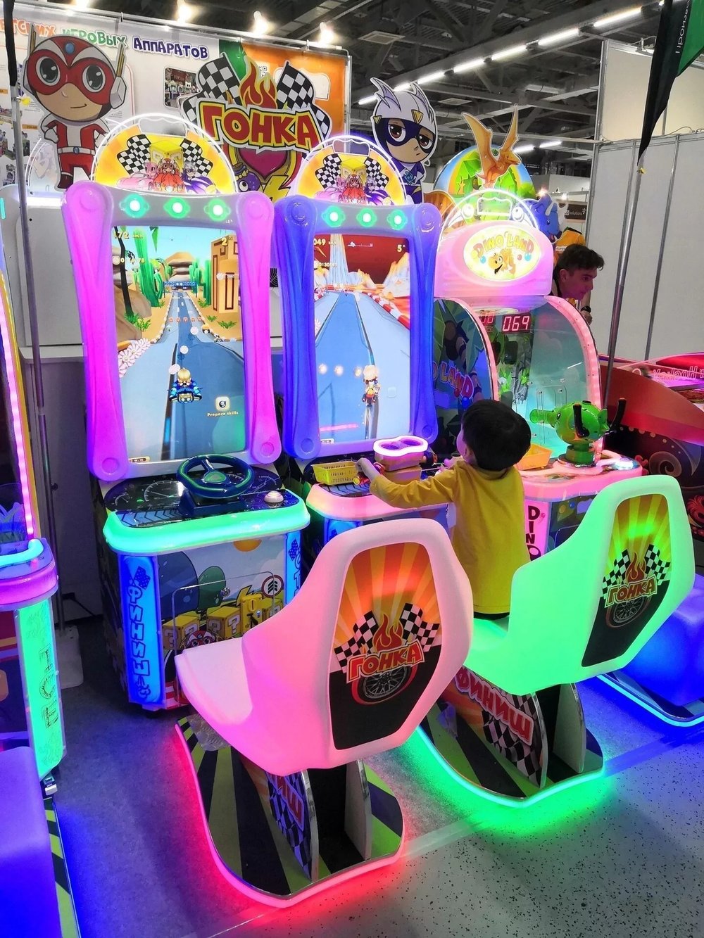 Детский автомат с видеоиграми «Мотогонка»
