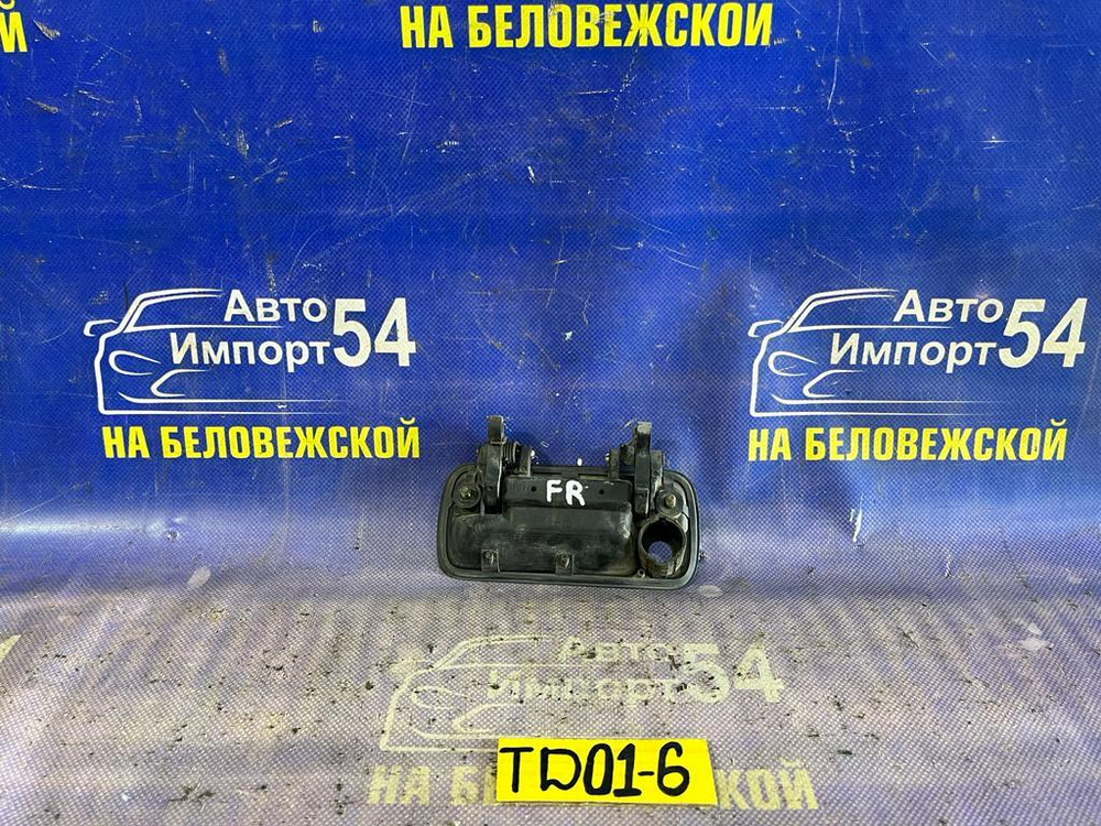Ручка двери передней правой внешняя SUZUKI ESCUDO 1993