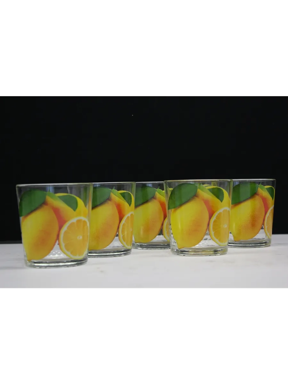 Стакан для напитков сока и воды