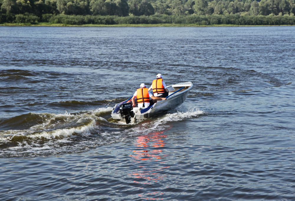 Алюминиевая лодка BESTER 390