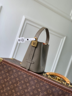 Louis Vuitton All In BB