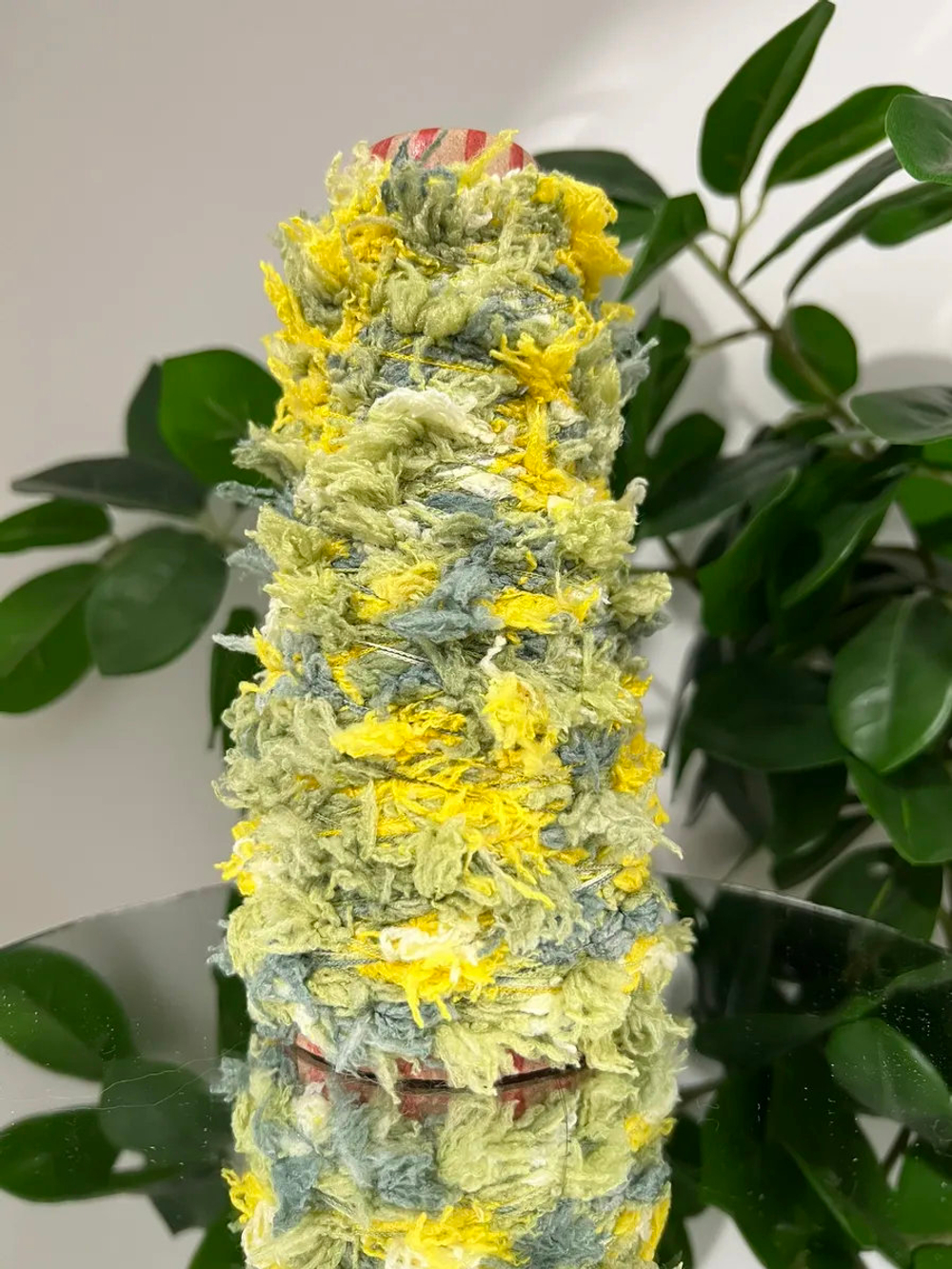 Пряжа Единорог UNICORN мультиколор с шишибриками 50 g