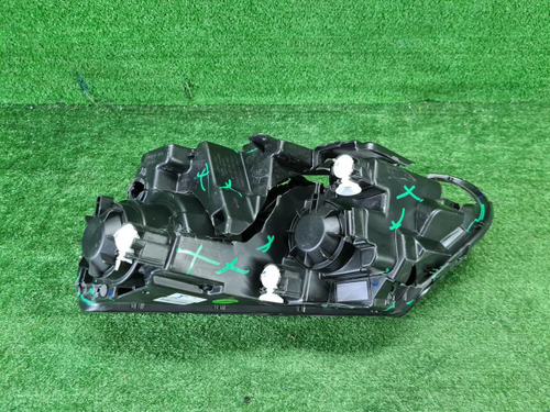 Битая Фара правая Geely Coolray (19-23) галоген