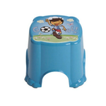 Табурет детский с рисунком "Футболист" с прорезин ножками цвет голубой