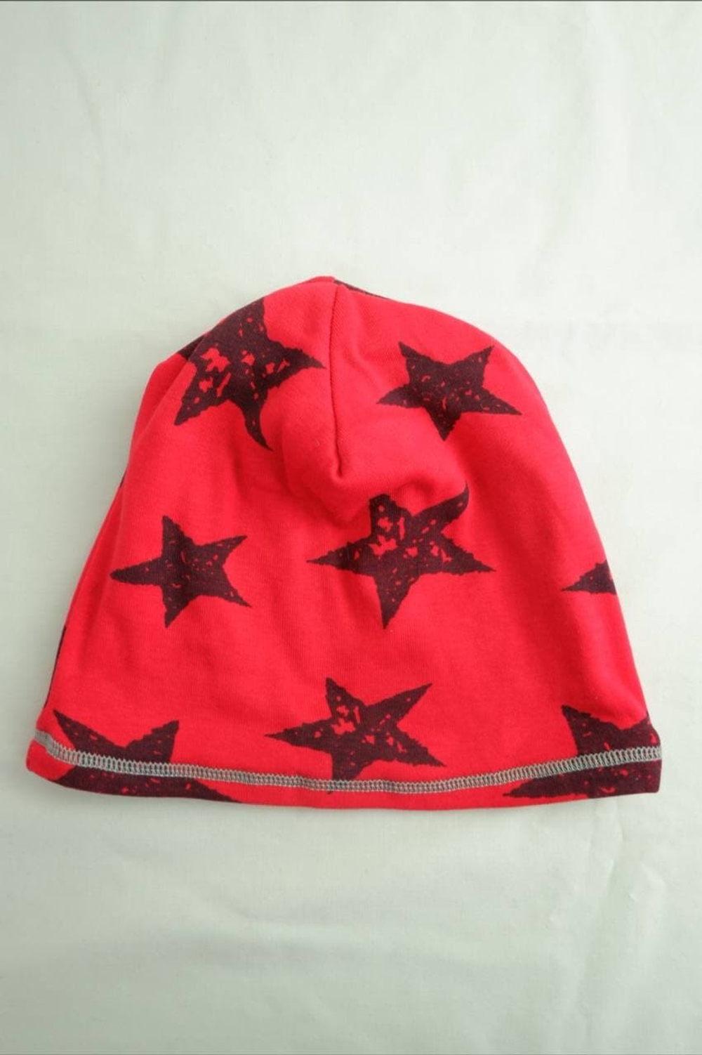 Шапка яркая 2/3 года