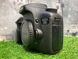 Canon EOS 7D (155.800 кадров) Покупка/Продажа