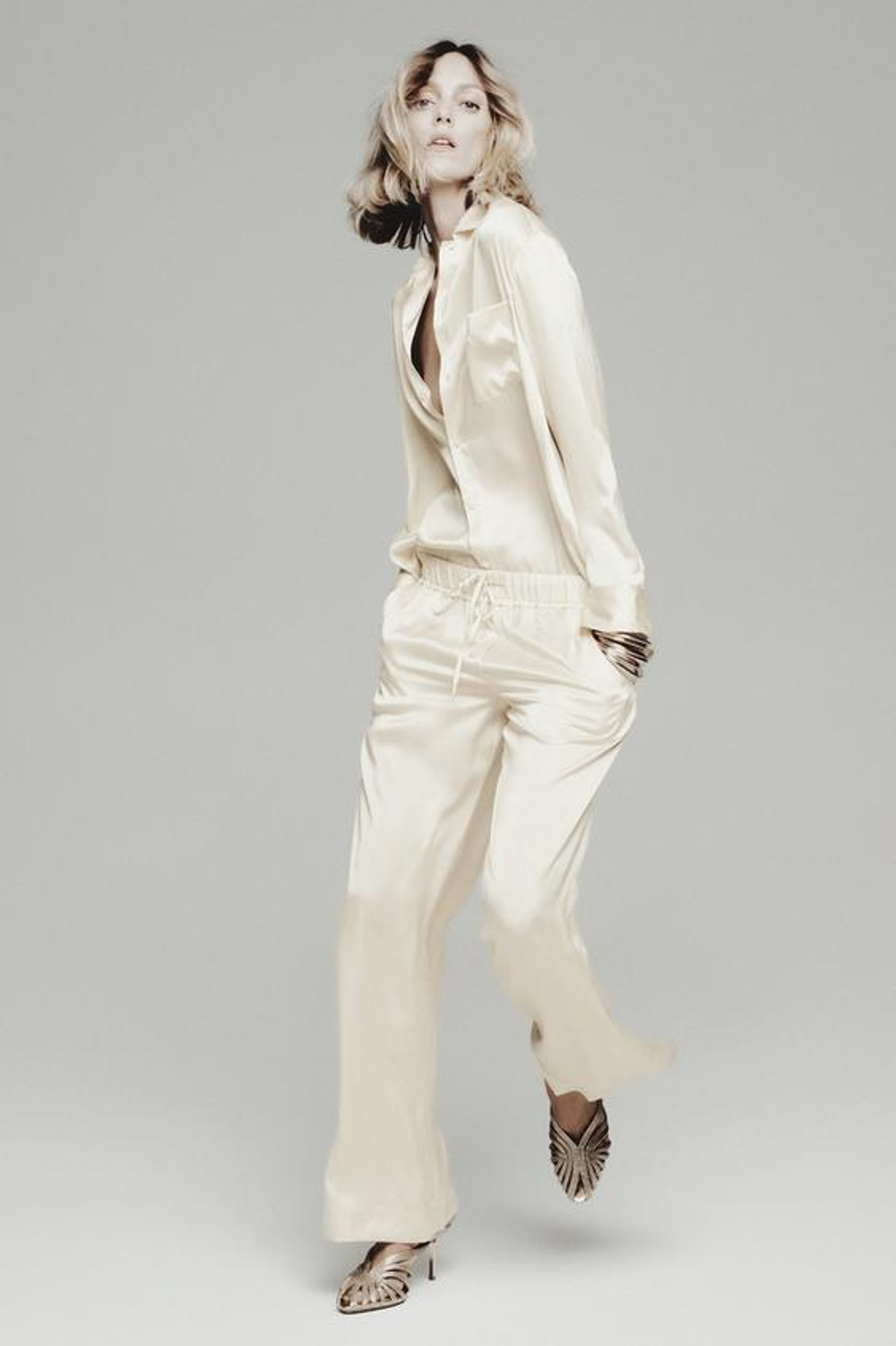 ZARA ШЕЛКОВЫЕ БРЮКИ В ПИЖАМНОМ СТИЛЕ — ZW COLLECTION, БЕЖЕВЫЙ