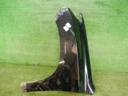 Крыло переднее левое Toyota Land Cruiser Prado 150 (2009-2017)